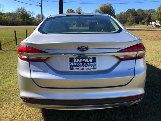 2017 ford fusion se