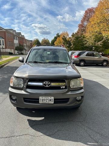 2005 toyota sequoia sr5