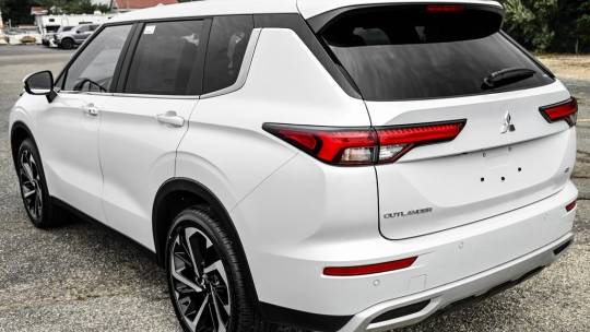 2024 Mitsubishi Outlander
