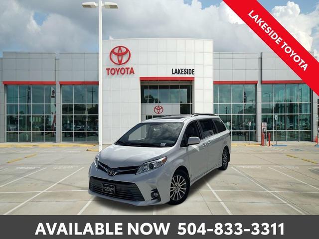 2020 toyota sienna xle