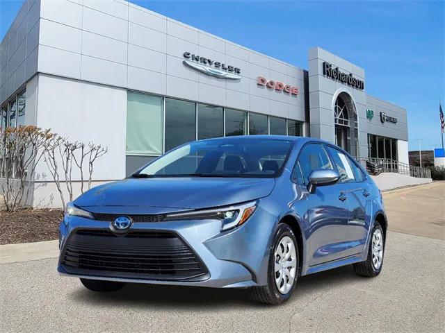 2024 toyota corolla hybrid xle