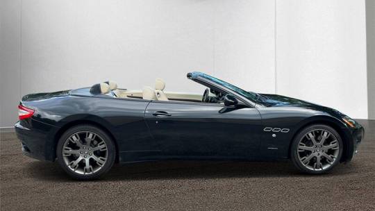 2014 maserati granturismo base