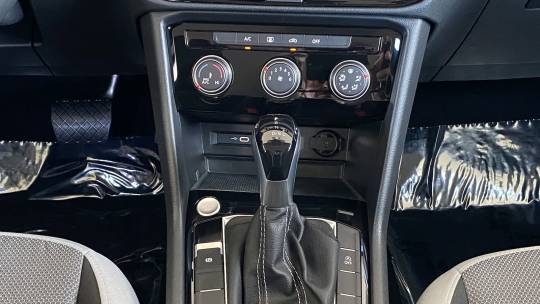 2024 Volkswagen Taos