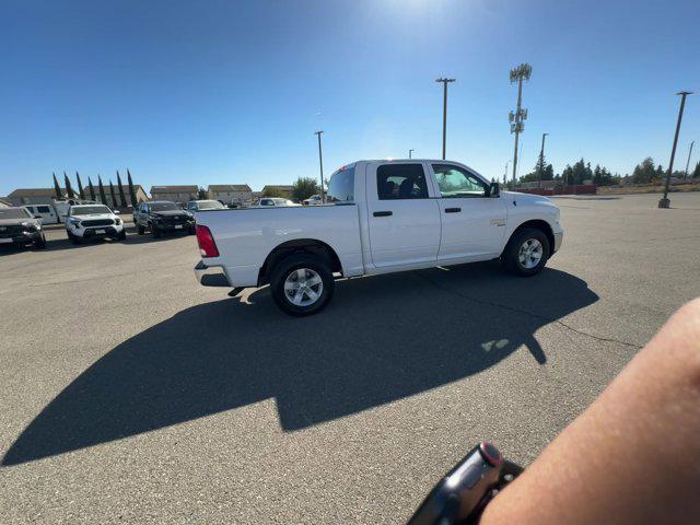 2022 ram 1500 classic slt