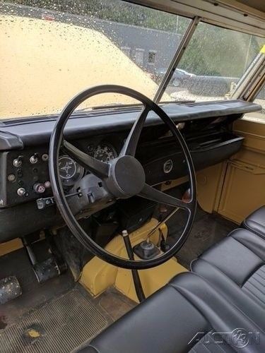 1974 land rover defender 109 santana suv, 4 cylinder, manual trans, original