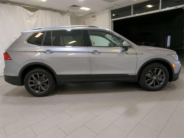 2024 volkswagen tiguan 2.0t se