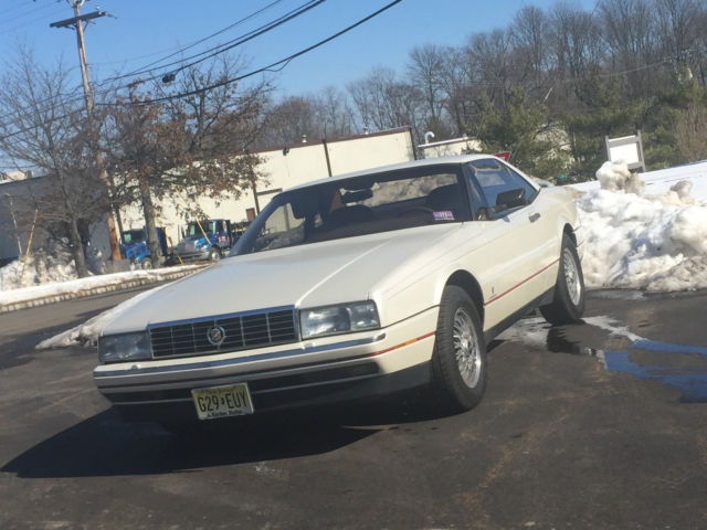 update new low price due to light damage, pearl with hardtop, many new parts!