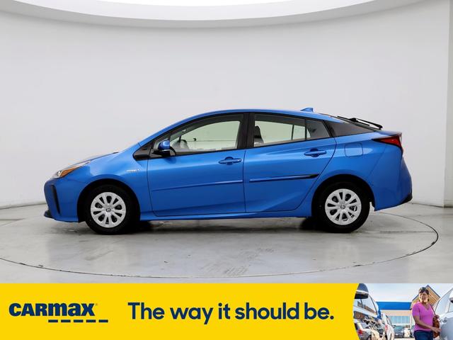2019 toyota prius le