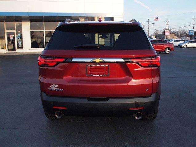 2023 chevrolet traverse lt cloth