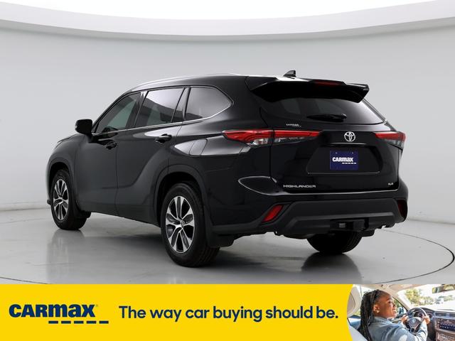 2022 toyota highlander xle
