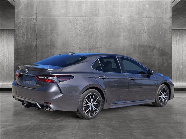 2024 toyota camry se