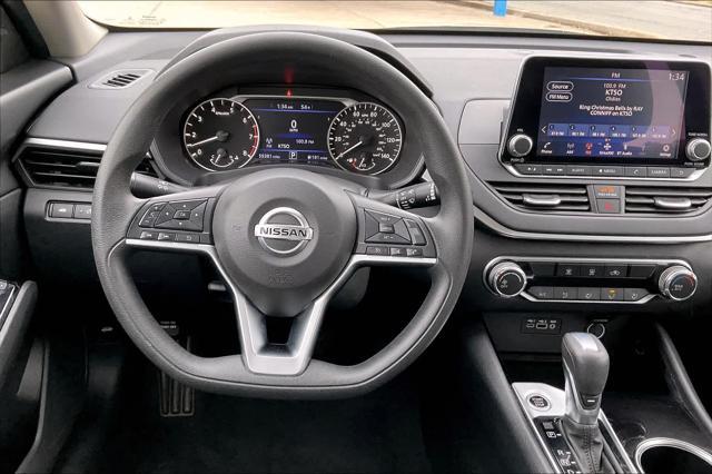 2021 nissan altima 2.5 sv