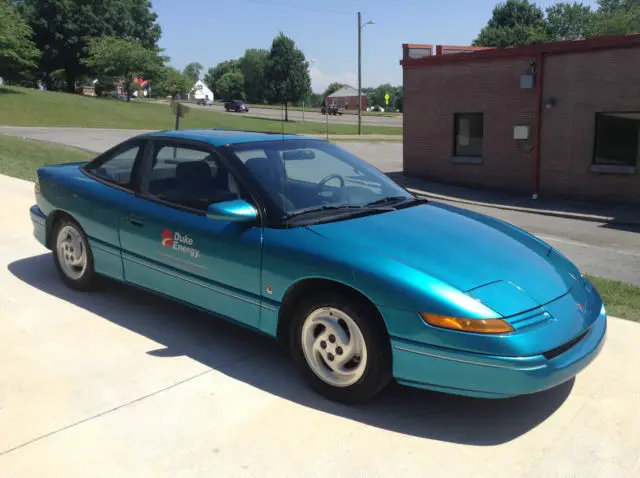 1994 saturn sc2 electric car only 2,800 original miles. excellent condition