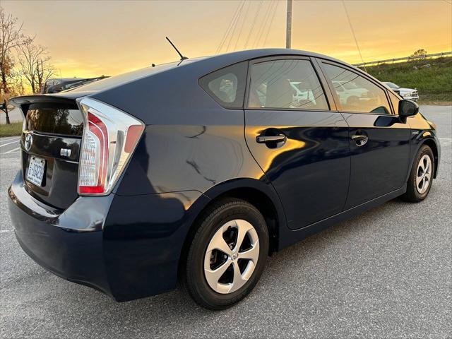 2012 toyota prius five