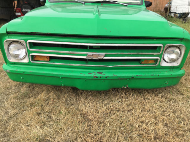 1968 cheverolet c10 step side pick up