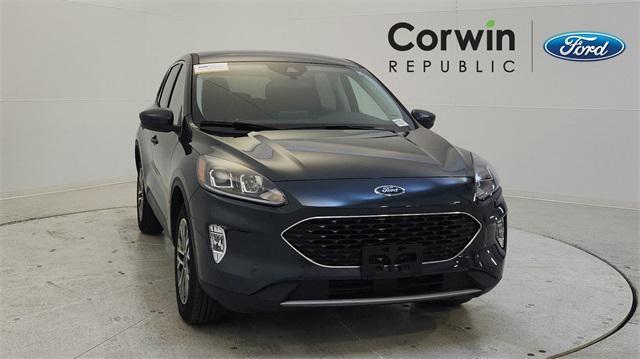 2022 ford escape sel