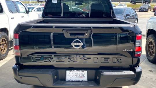 2024 Nissan Navara (Frontier) s