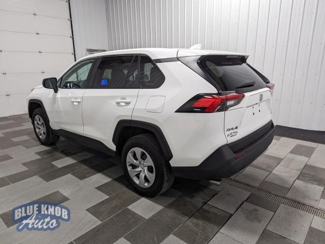 2024 toyota rav4 le