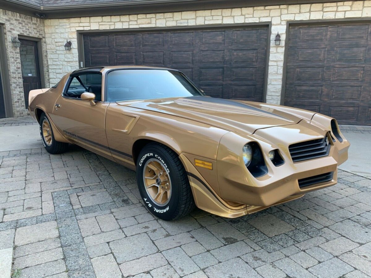 1981 camaro z28 excellent condition!!