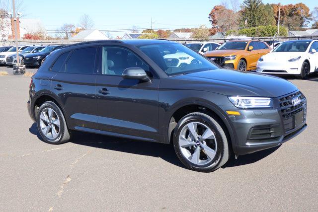 2020 audi q5 45 titanium premium