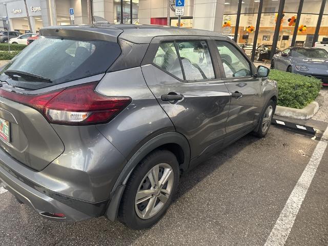 2022 nissan kicks s