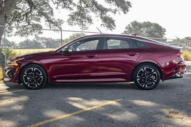 2024 kia k5 gt-line
