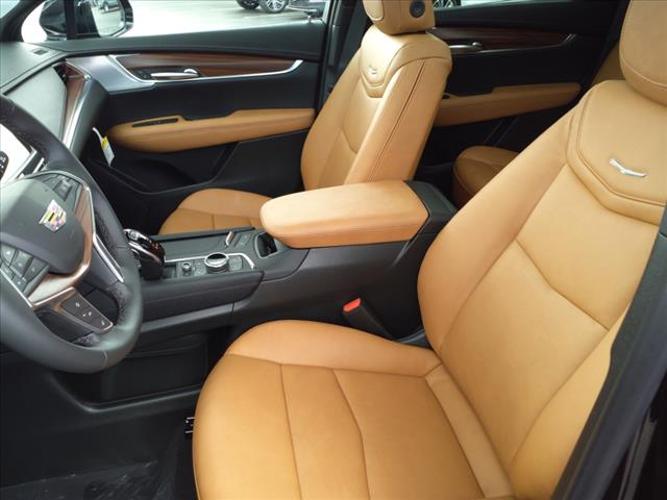 new 2024 cadillac xt5 awd premium luxury