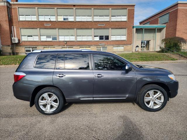 2010 toyota highlander limited