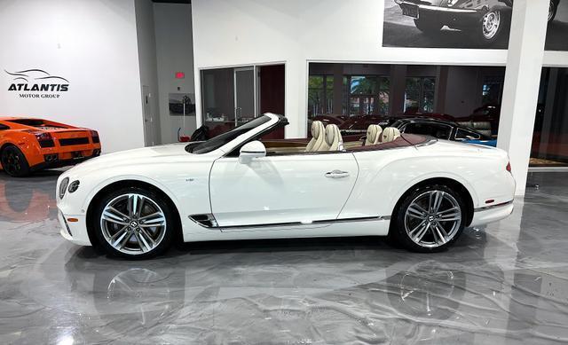 2022 bentley continental gt gt v8 convertible 2d