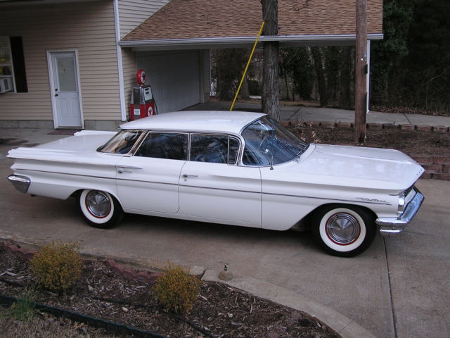 1960 pontiac ventura 4 door flat top, low rider, custom, hot rod, super duty