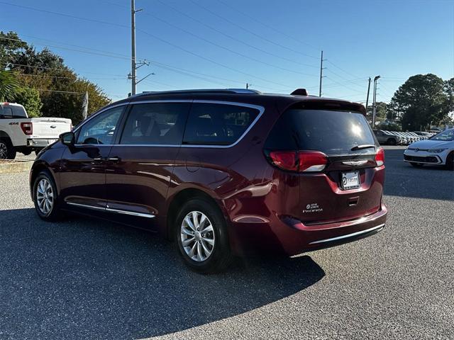 2019 chrysler pacifica touring l