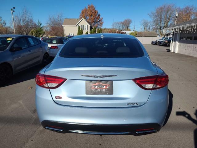 2015 chrysler 200 c