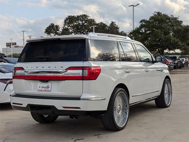 2021 lincoln navigator black label