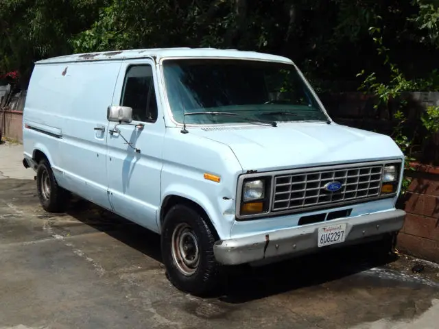1991 ford e-150 van 4.9l 6cyc. running condition needs tags