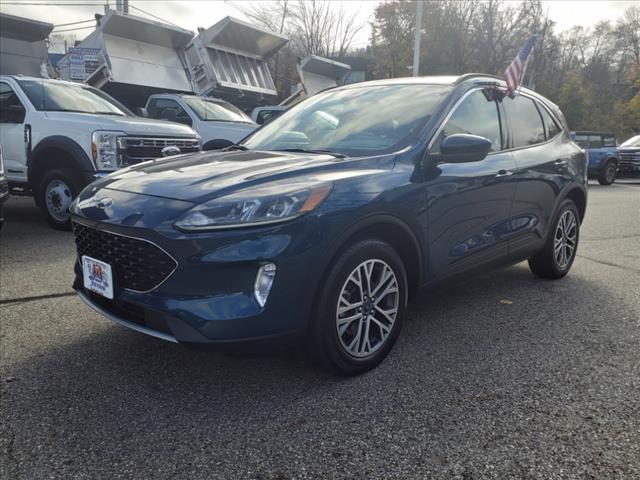 2020 ford escape sel