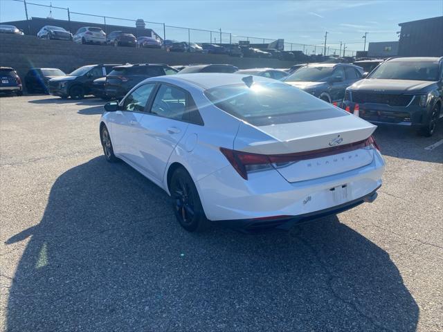 2022 hyundai elantra sel