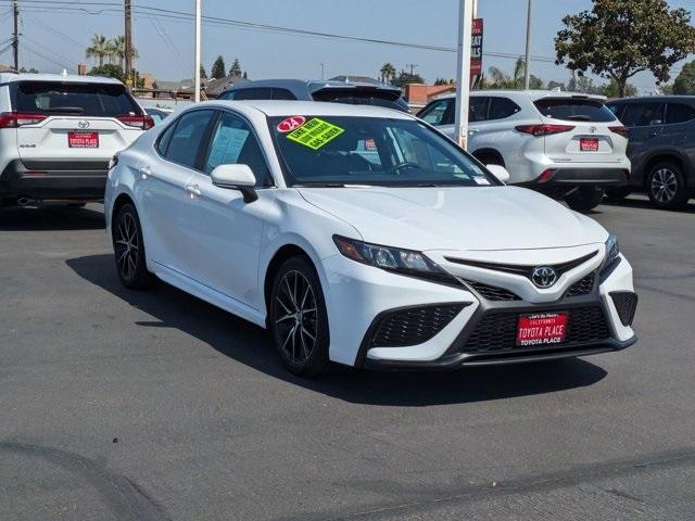 2024 toyota camry se