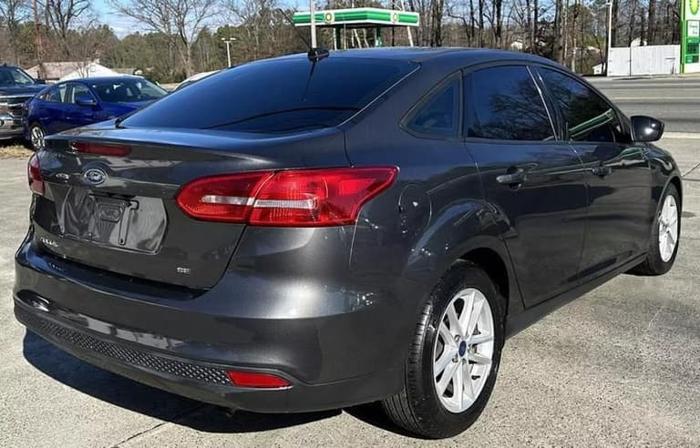 2018 ford focus se sedan 4d in durham, north carolina