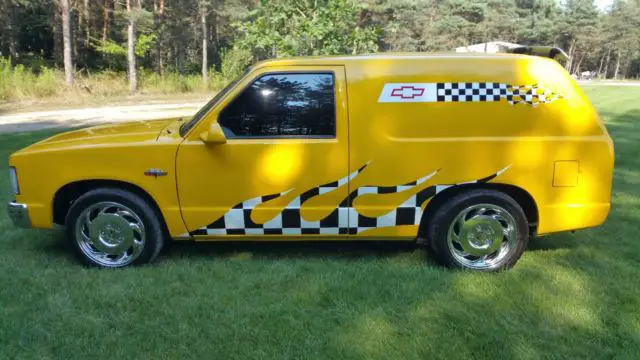 1990 chevy s10 blazer custom hot rod show car corvette v8 350