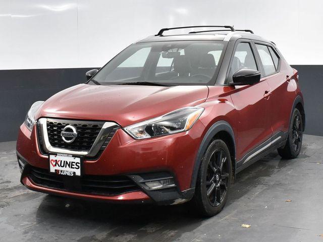 2020 nissan kicks sr