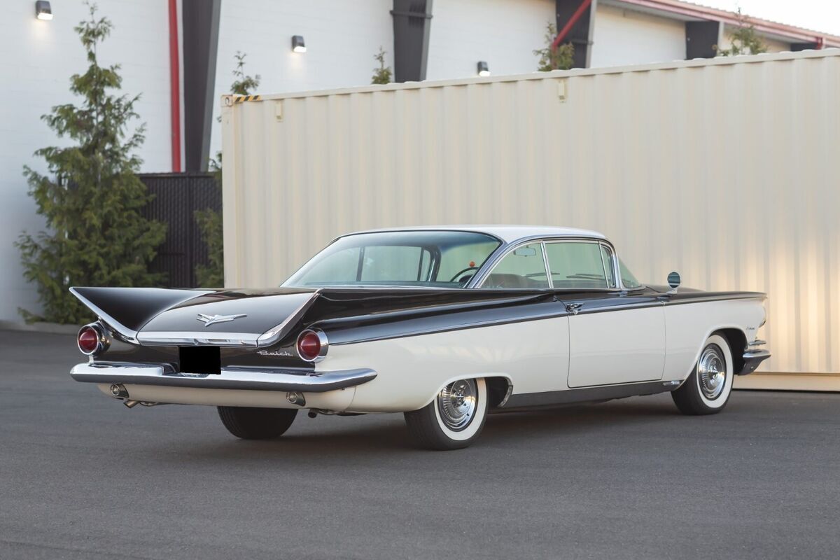 1959 buick invicta two-door hardtop