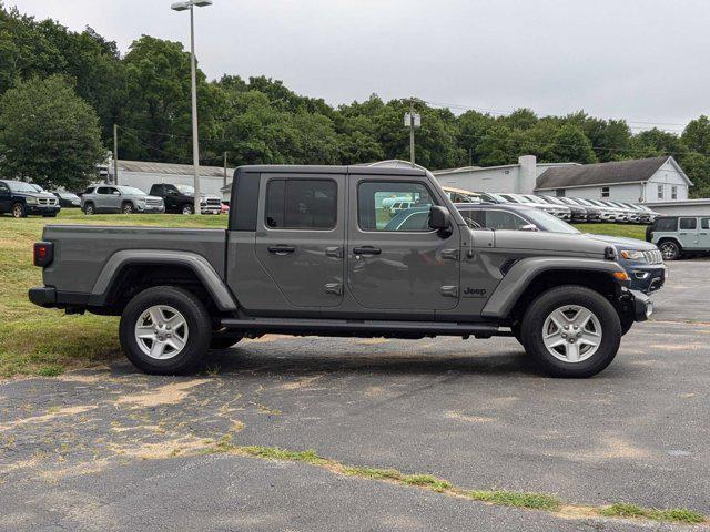 2021 jeep gladiator sport s