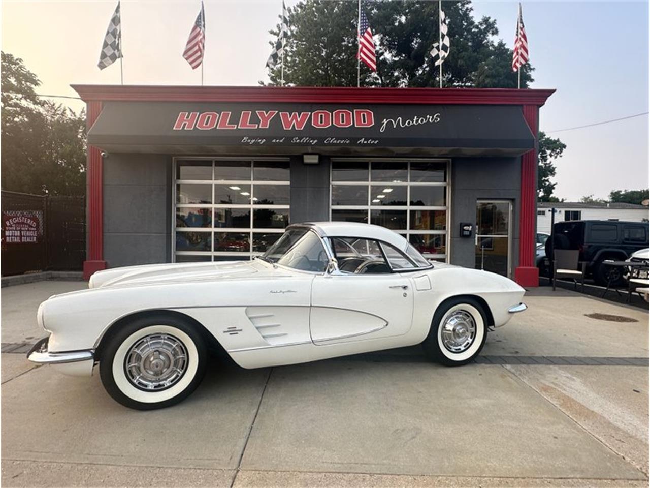 1961 chevrolet corvette