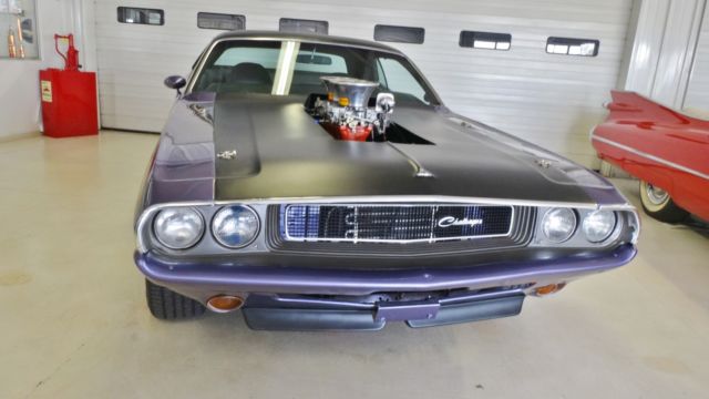 1970 dodge challenger 558 miles plum crazy 2 dr sedan 440 hp automatic