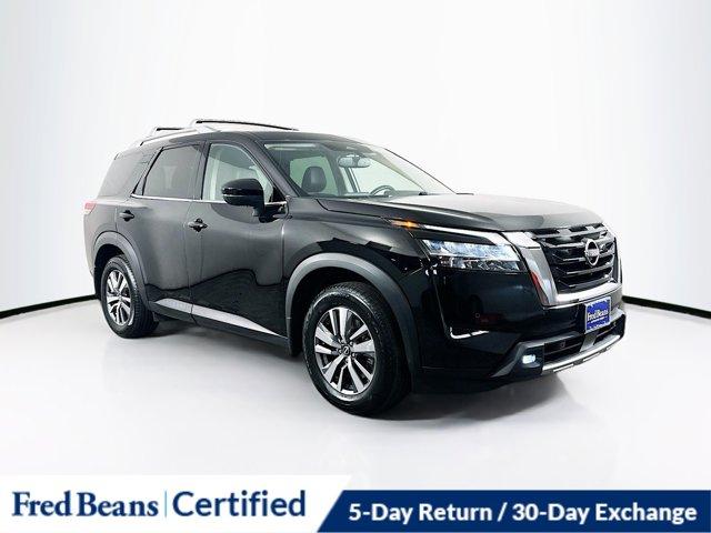 2022 nissan pathfinder sl