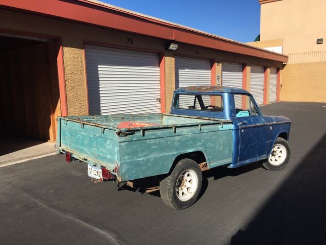 1964 blue datsun 320 runs and drives clean title