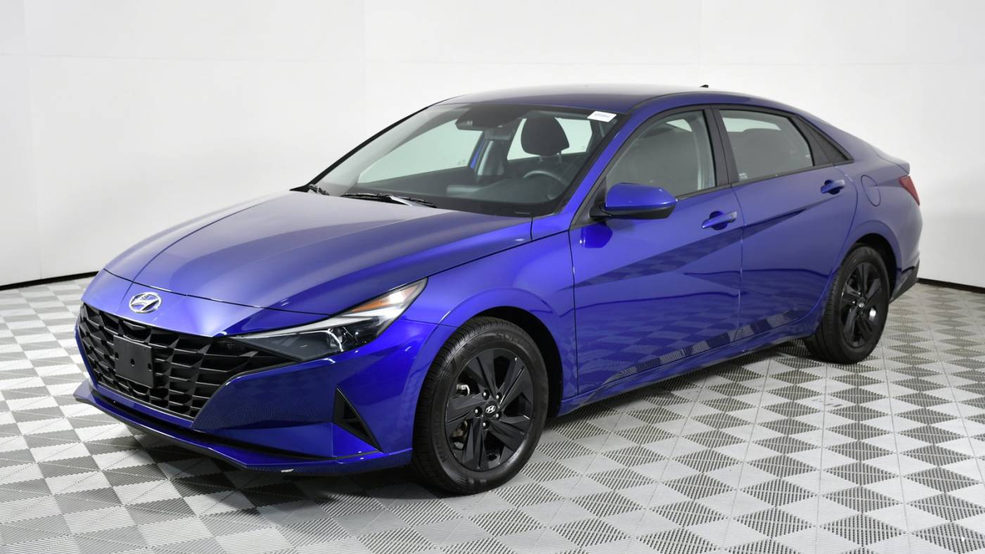 2022 hyundai elantra sel
