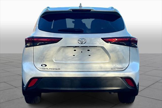 2021 toyota highlander xle