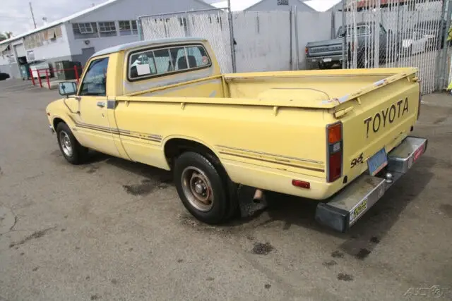 (omr) 1981 toyota pick up sr5 4 cylinder 2.4l manual no reserve