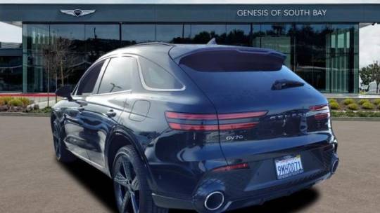 2025 Genesis GV70
